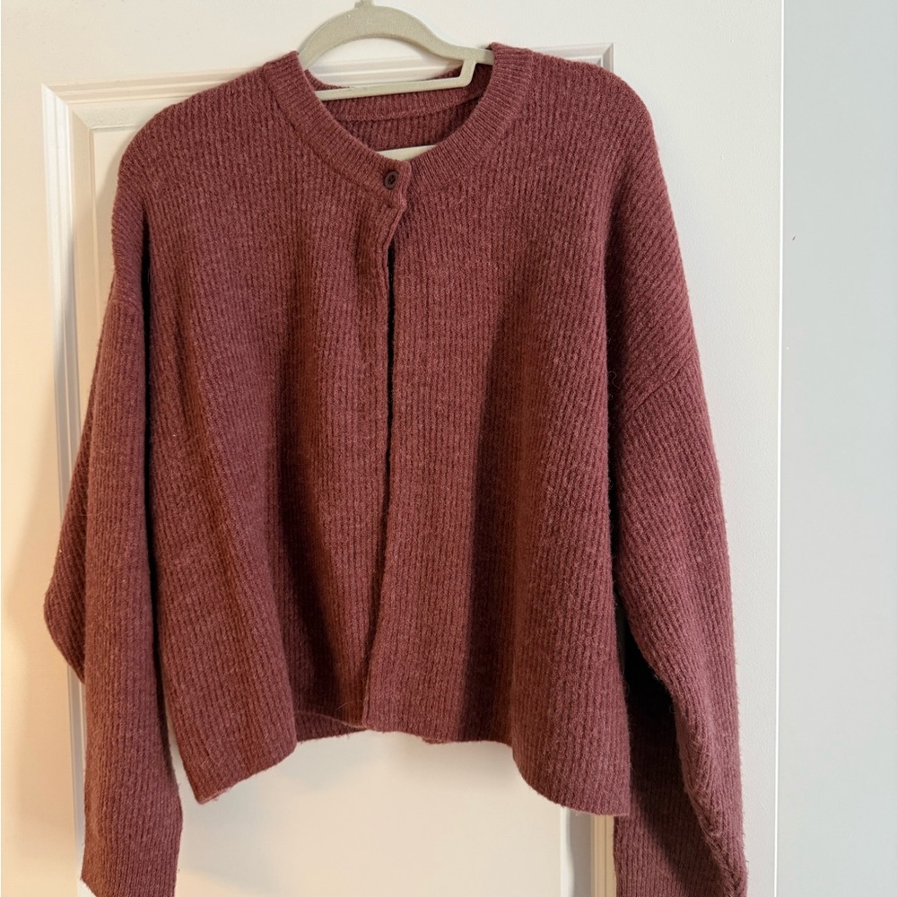 Daily Drills Cardigan in Wine
